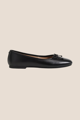 Alie Leather Black Flat